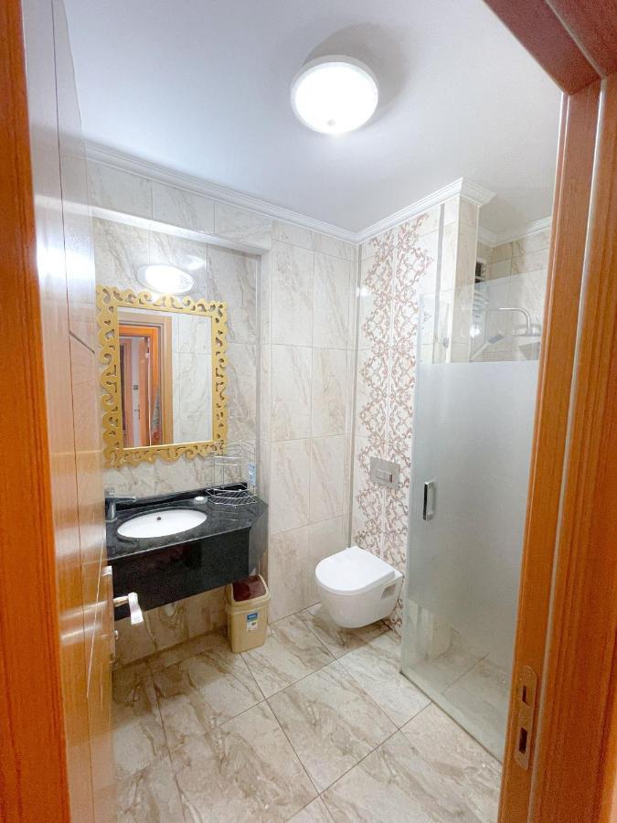 Super Value Appartement Istanboel Buitenkant foto